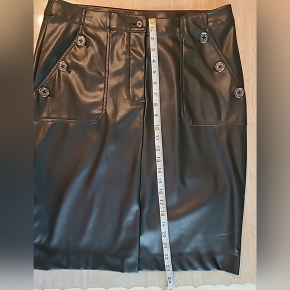 Tommy Hilfiger Black Sailor Style Faux-Leather Knee-Length Skirt Sz 12 NWOT - Picture 11 of 14